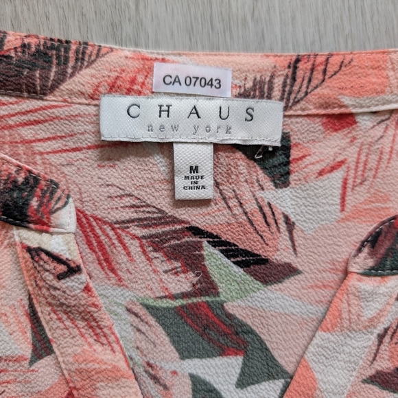 Chaus New York Leaf Patterned Blouse with 3/4 Sleeves Size M - Picture 2 of 7
